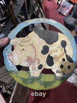 Antique Cute Pigs round Metal Tin Sign Rustic Wall Decor Wall Plaque Wreath Sign