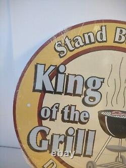 Dad King of the Grill 12 Round Tin Metal Sign NEW in Original Shrink Wrap