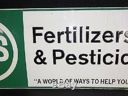 Excellent Vintage Large USS Fertilizers & Pesticides Tin Farming Sign