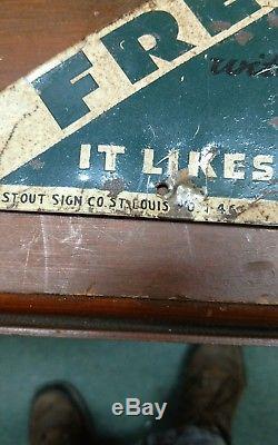 Original Vintage 7 UP Door Push Kick Corner Soda Tin Sign Stout
