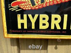 Vintage FARMERS Hybrid Hog Seed Corn Farm Midwestern Gas Oil 14 Tin Tacker Sign