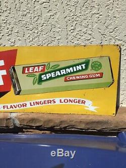 Vintage Leaf Spearment Chewing Gum Tin Tacker Sign 25x9 Wrigleys Soda Farm Gas