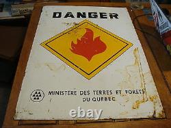 Vintage tin sign-DANGER ministere des terres et forets du Quebec